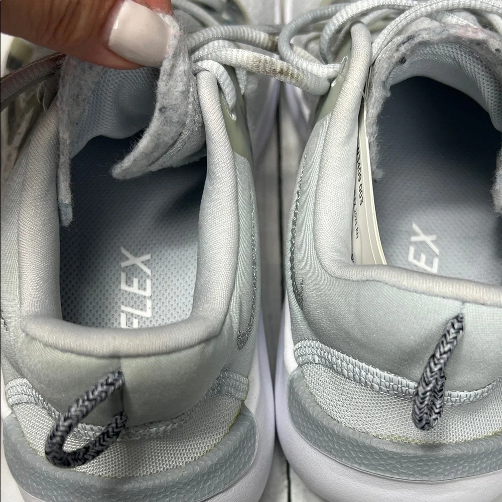 WMNS NIKE FLEX 2021 RN PURE PLATINUM/METALLIC SILVER-WOLF GREy SZ -8